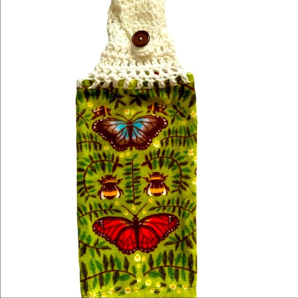 HAND CRAFTED Crocheted Top Butterflies Hanging Kitchen or Bathroom Hand Towels - Picture 4 of 9